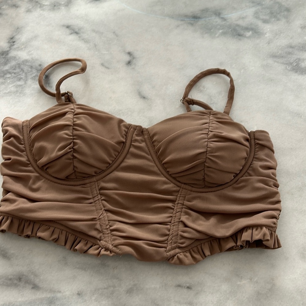 Brown crop top, elastic back, adjustable straps